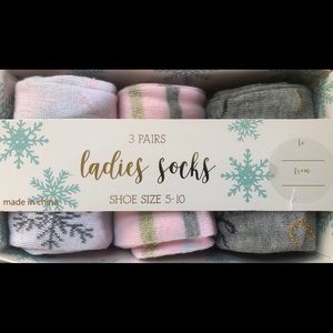 Brand New Ladies 3 Pairs Of Super Cute Socks